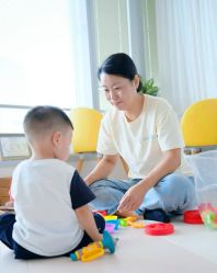 -慢脚印孕产中心(园区国金店)