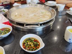 -老来福·非遗酸汤兔(凯旋路店)