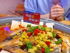 -八条友鲜货烧烤·脆皮烤鱼(石岩旗舰店)