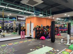 -阳光国际游泳培训基地