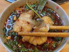 -肖肖酸萝卜鱼火锅(总店)