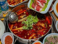 -大众跷脚牛肉馆·非遗传承单位(峨眉山店)