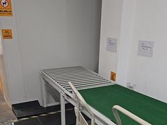 -安东易迷你自助仓储寄存仓库(杨浦店)
