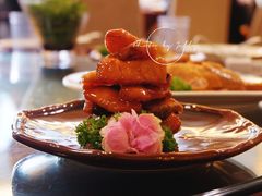 -新镇江酒家(南京西路店)