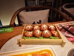 香菇-尚尚仙·酸汤猪手·猪肚鸡火锅(华联万柳购物中心店)