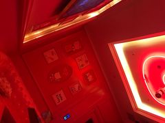 -范特西FANTASY量贩式KTV(民主广场店)