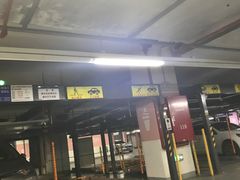 场地-近铁城市广场-停车场