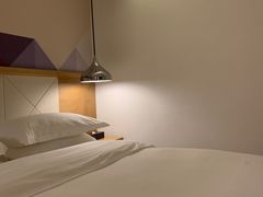 -柏曼酒店(广州天河体育中心林和西地铁站店)