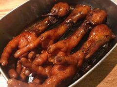 弄堂里的卤鸡爪-弄堂里·寻味杭州(湖滨银泰in77C区店)