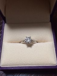 点击看大图 iphone_upload_pic-威德钻石-克拉钻大本营(南京东路店)