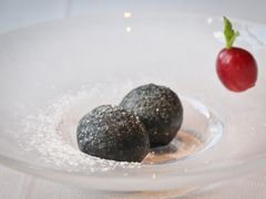 黑松露麻球-三号黄浦会Canton Table