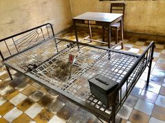 -吐斯廉屠杀博物馆