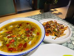 -忘忧草融合私房菜(红鼎国际店)