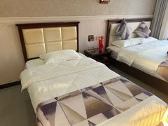 -微山岛春天里酒家