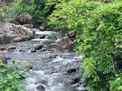 -梅岭月亮湾山体公园