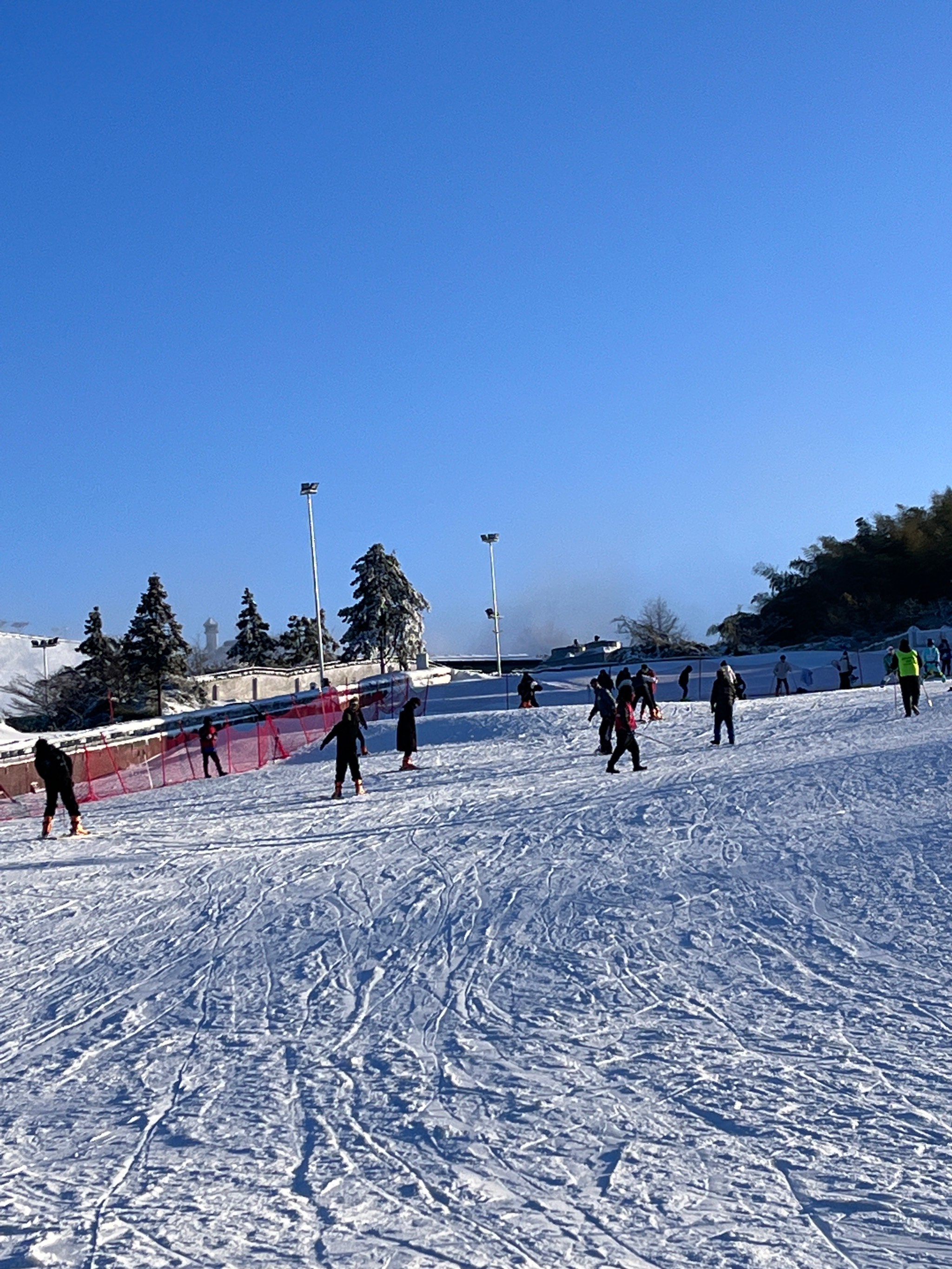 观音山滑雪场图片