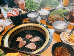 -炼火烤肉店