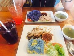 -蝶豆花蓝面条