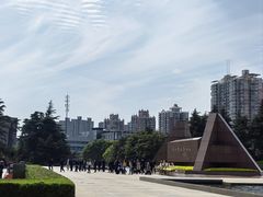 -上海市龙华烈士陵园