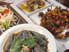 -隔壁老王·家常云南菜(花巷店)