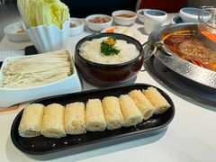 -左庭右院鲜牛肉火锅(金山万达店)