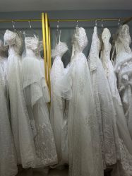 -衣贝姿婚纱礼服馆