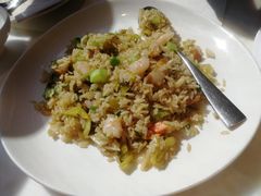 酸菜脆皮烧肉炒饭-港丽餐厅(高德置地店)