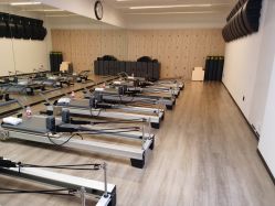 -恩舍瑜伽普拉提