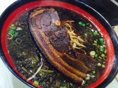 -小龙大肉面馆