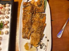 盐烤三文鱼皮-鳗鱼家·深夜食堂(军博店)