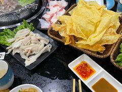 -四点金潮汕鲜牛肉火锅(金猴名居店)