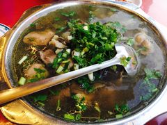 -谢老五跷脚牛肉·非遗传承店