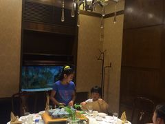 -赶海部落海鲜城(海阳路店)