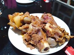 -老六杀猪菜(进乡街店)