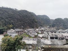-高荡千年布依古寨旅游景区