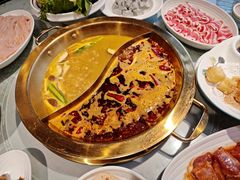 -小天鹅火锅·一线江景洪鼎旗舰店(洪崖洞店)