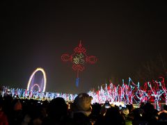 -南京眼步行桥