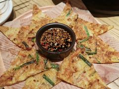 葱油饼-泥炉烧肉师(新街口金銮巷店)