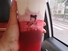 -沪上阿姨鲜果茶(新人民商场步行街店)