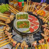 成都超正宗地道的西昌火盆烤肉就在这！