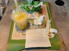 -麦当劳(展览路店)