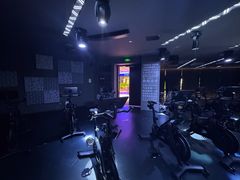 -TANGO LIVEHOUSE动感单车(巴黎春天店)
