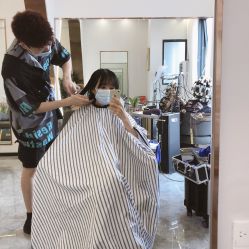 -V8潮牌·接发烫染连锁