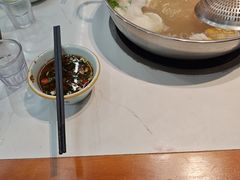 -乡土黄·鲜牛肉火锅·小龙虾(兴业街店)