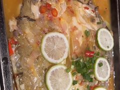 -里岛烤鱼(东港凯虹广场店)