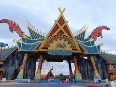 -七彩云南欢乐世界