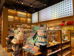 -百新书局(尚悦湾店)