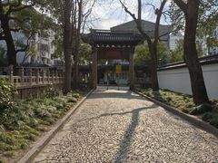 -汇龙潭