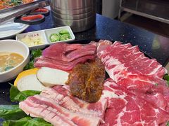-木槿花韩式炭烤·熟成肉工坊(孙文东路店)