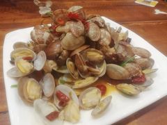-老东镇啤酒屋海鲜加工·蒸汽海鲜·海鲜烧烤(台东店)